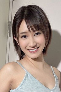 美波もも