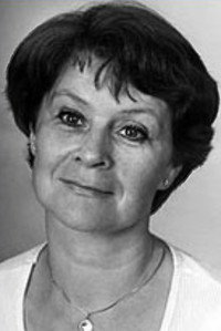 Анна Жарова