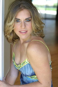 Lauren Karl