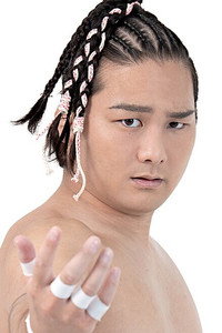 石田有輝