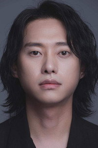변동욱