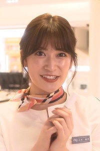 吉田朱里