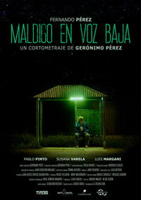 Maldigo en voz baja