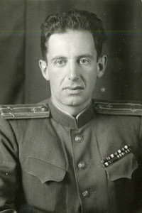 Марк Галлай