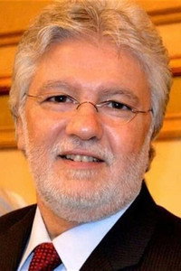 مدحت قاسم