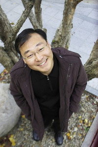 이재진