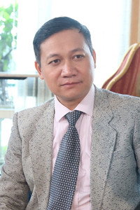 Hoàng Tùng