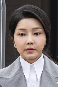 김건희