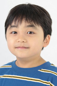 岡優真