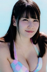 新垣優香