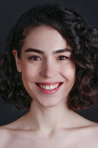 Damla Tombak