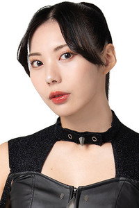 難波小百合