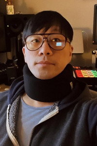 邓讴歌