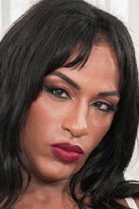 Julia Maglione