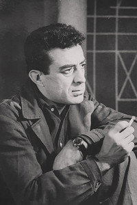 Qenan Toro