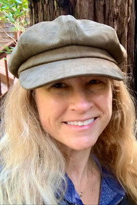 Lisa Landers