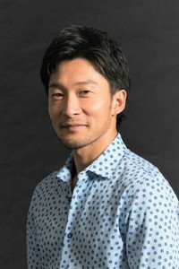 東山龍平
