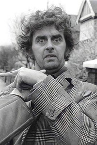 Ian MacNaughton
