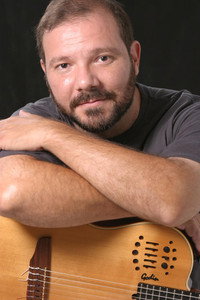 Carlin de Almeida