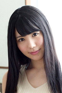 梨杏なつ