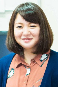 加藤ひとみ