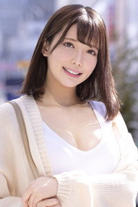 宇佐美みおん