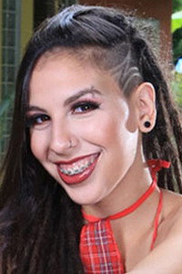 Letícia Ferola