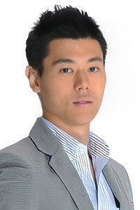 黃耀英