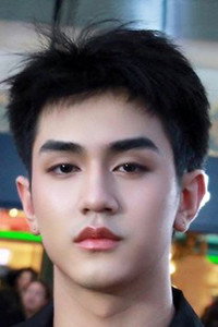 พีรภัทร จารุทัศน์โรจน์