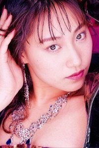高倉みなみ