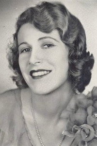 Renée Macready