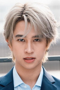 ณธัช ศิริพงษ์ธร