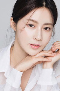 김아라