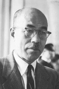 長岡省吾