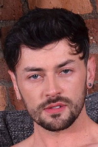 Jeze James