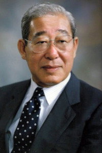 石井歓