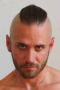 Mat Tahari