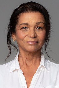 Lana Guelero