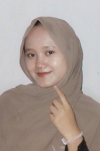 Lina Ramdani