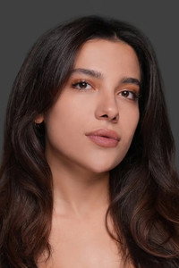 Nesrin Yari