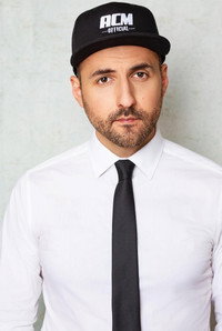 Alex Magaña