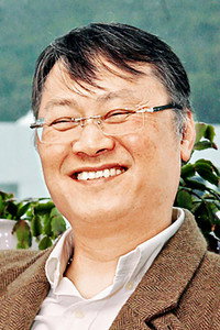 張乾文