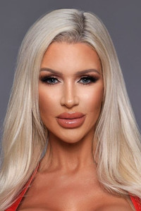 Tania Amazon