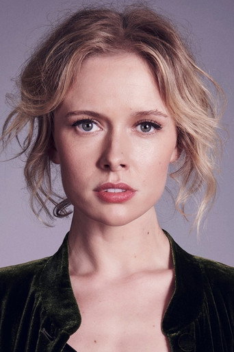 Amelia Eve
