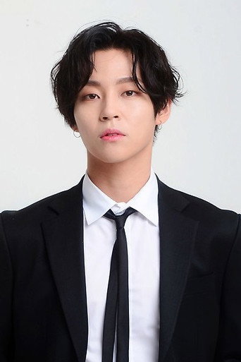 김우성