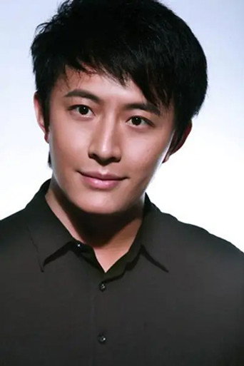 翟羽佳