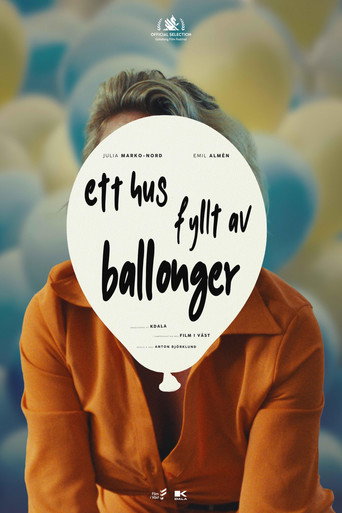 Ett hus fyllt av ballonger